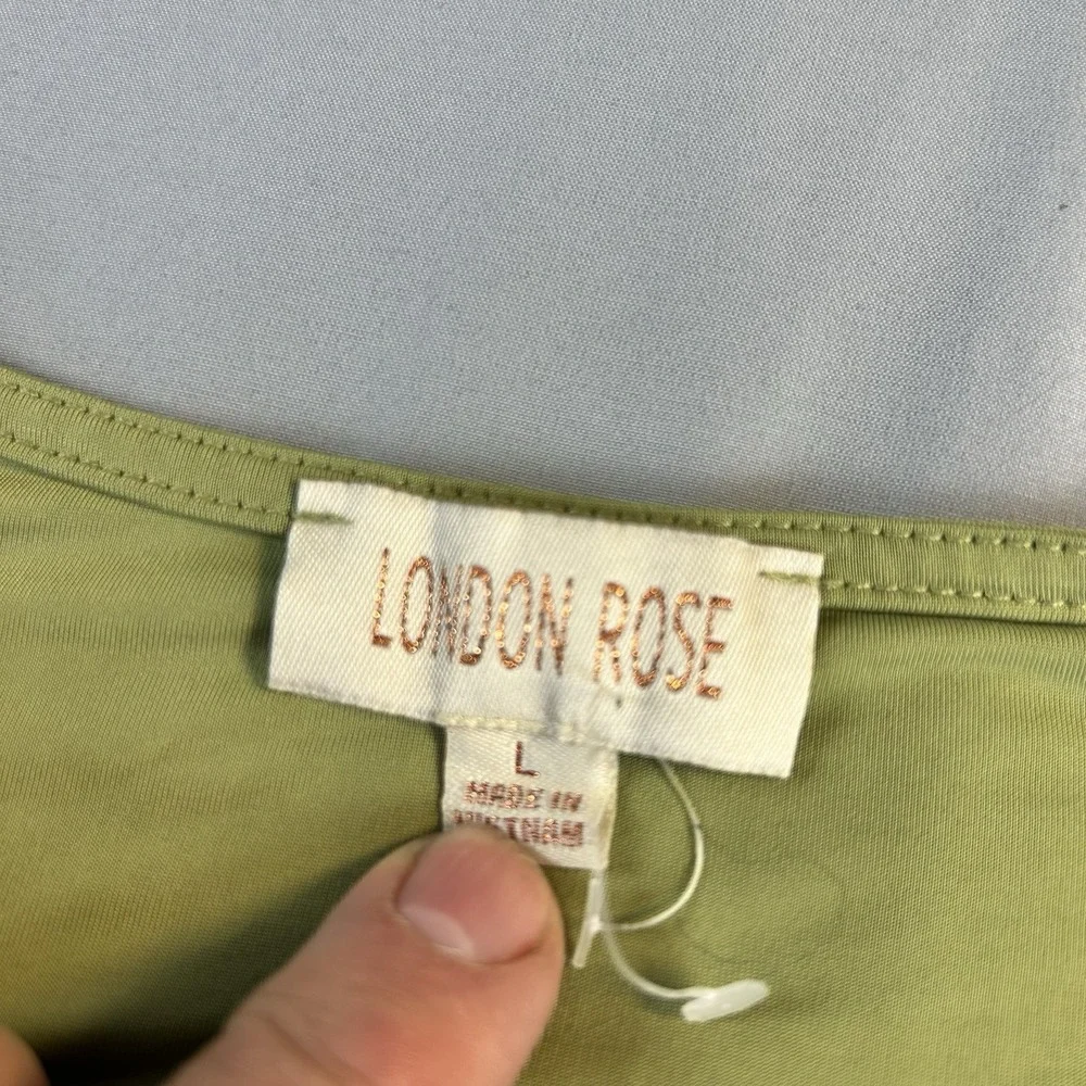 London Rose L Pistachio‎ Long Sleeve Shoulder Cut Top